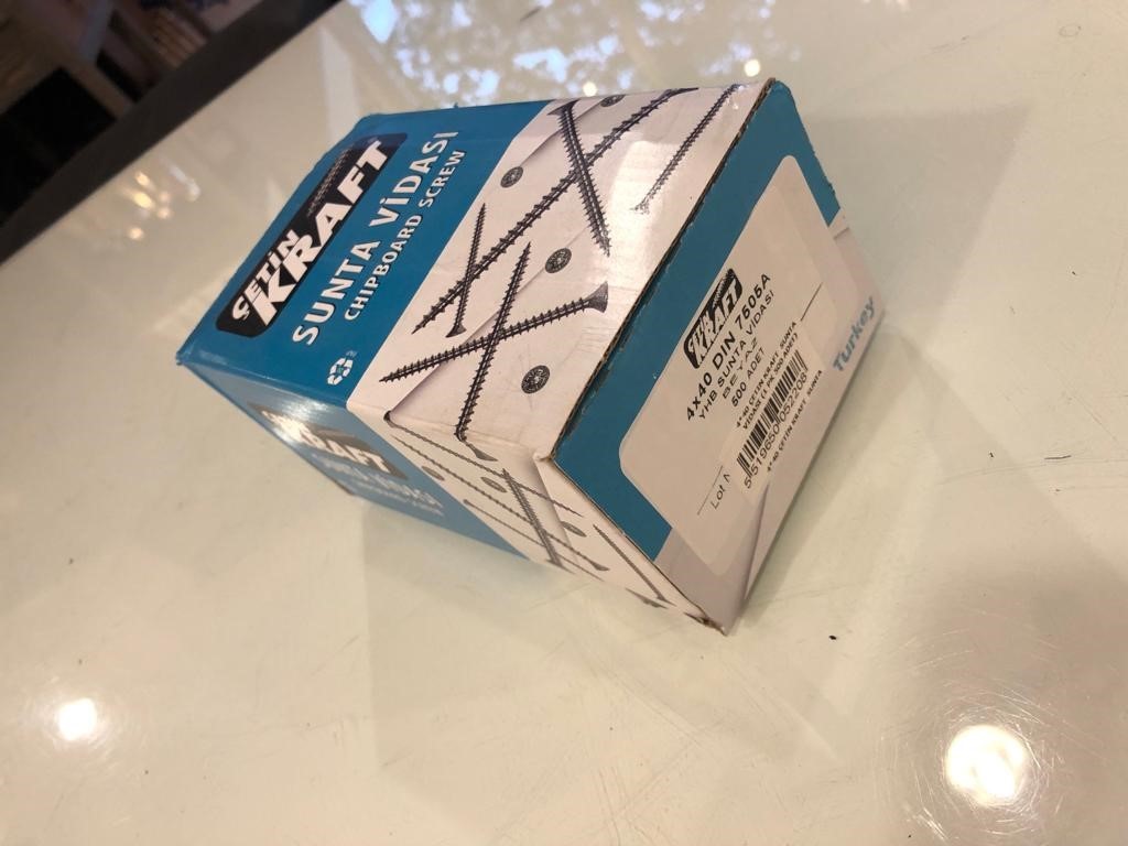 4*40 ÇETİN KRAFT  SUNTA VİDASI (1 PK 500 ADET)
