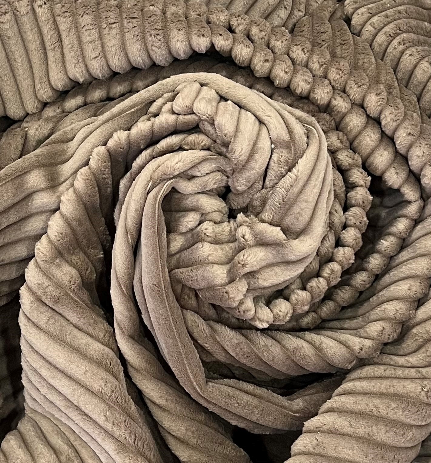 PUFY KUMAŞ 1180 KOYU BEJ KALIN