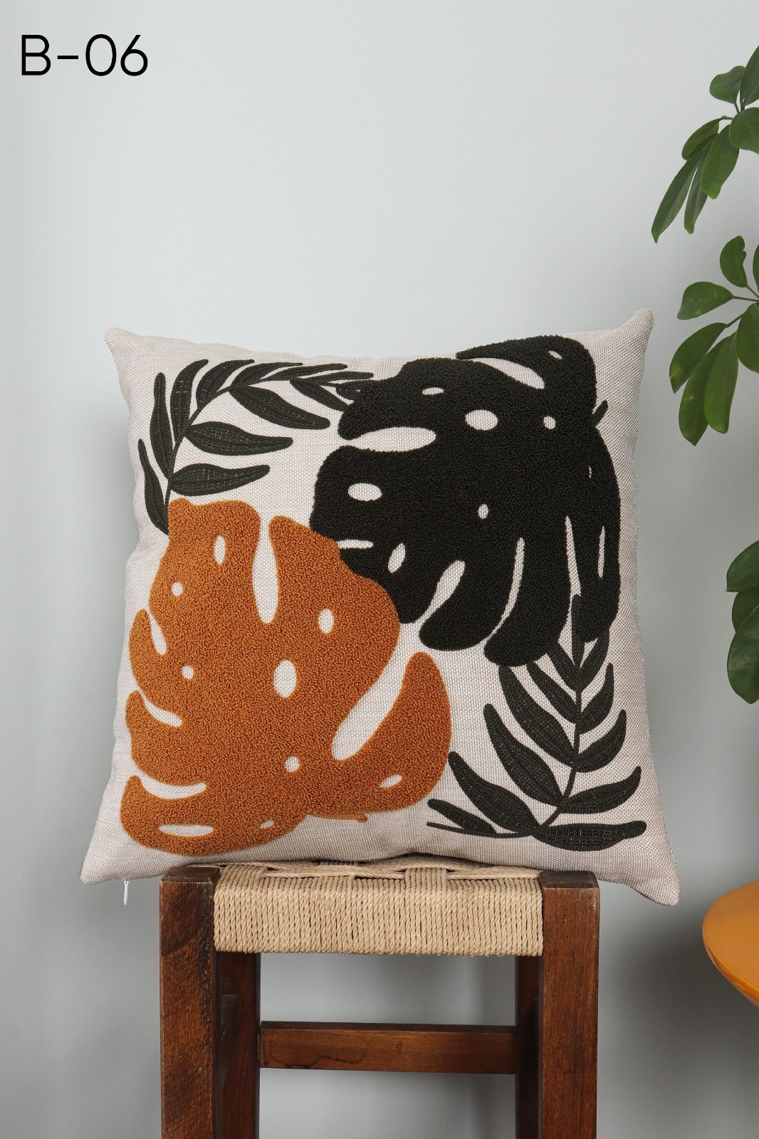 PUNCH YASTIK KILIFI B06