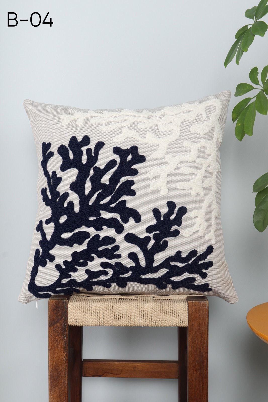 PUNCH YASTIK KILIFI B04